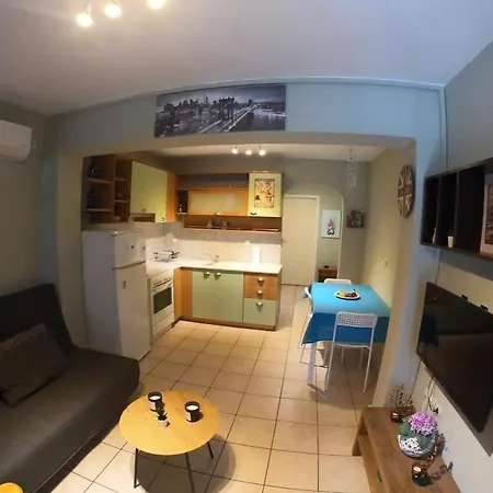 Mavretas 4 アパート アルガッシ